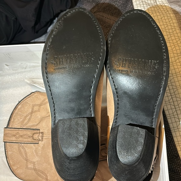 Shyanne Boots. Worn only once for a concert. - Picture 6 of 6